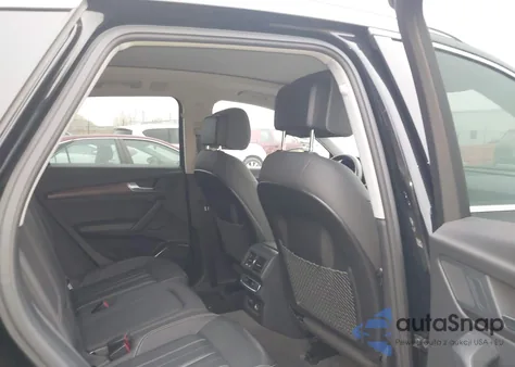 2021 Audi Q5 Premium Plus 45 Tfsi Quattro S Tronic from USA, damaged, VIN WA1BAAFYXM2077441